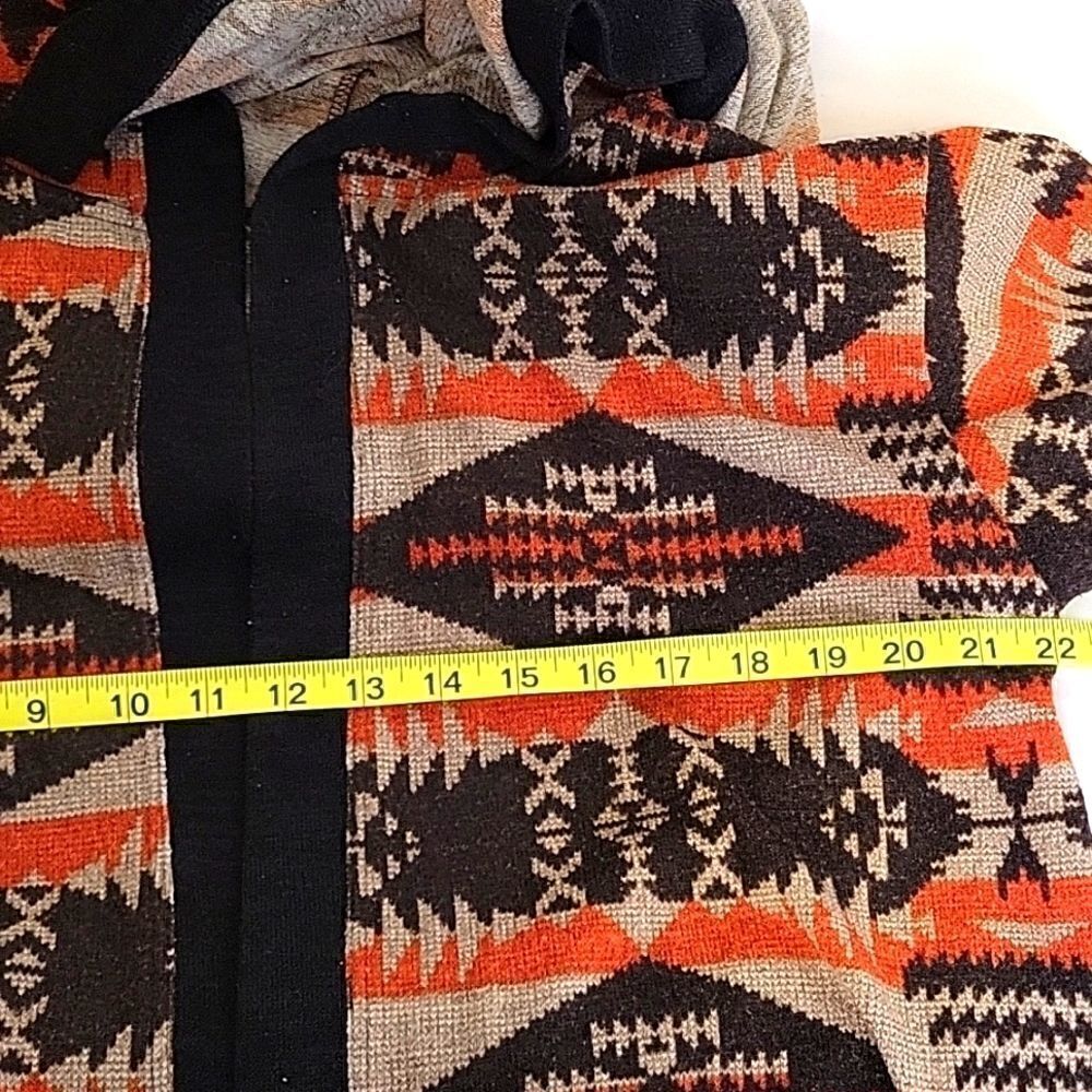 Hug+. Aztec Cardigan. Size Med/Large. EUC - Picture 6 of 7